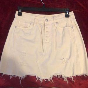Free people off white denim skirt 26